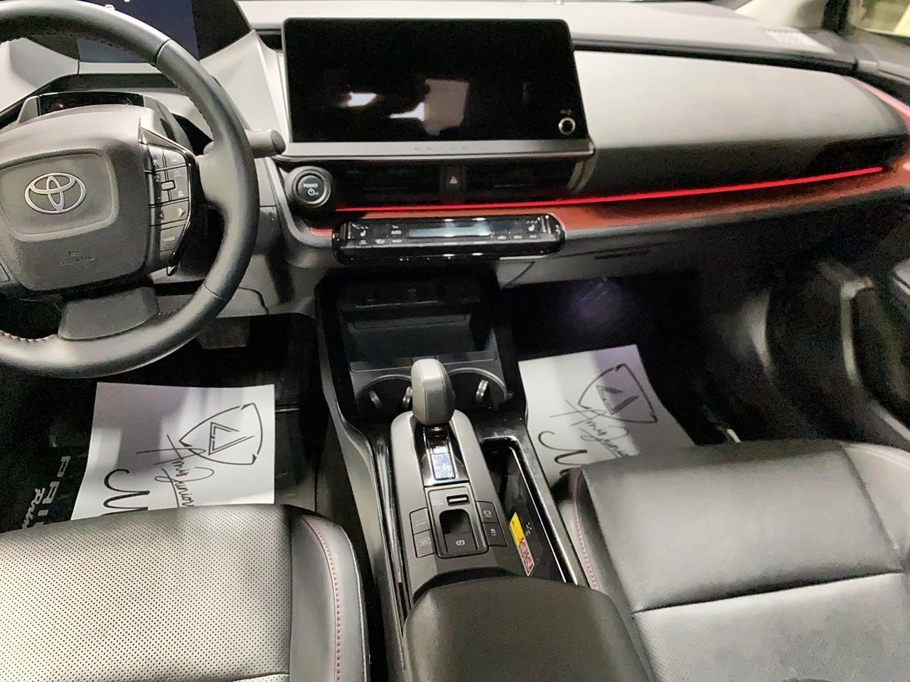 2024 Toyota Prius Prime Guardian Gray Baie-Comeau - photo #6