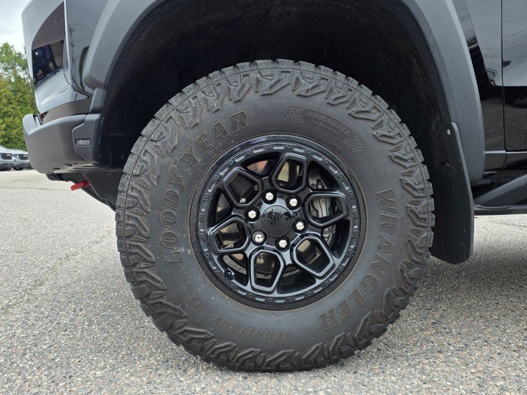 Chevrolet Colorado ZR2 Bison Alu-Cab Overland AEV 2025 Noir Mont-Laurier - photo #26