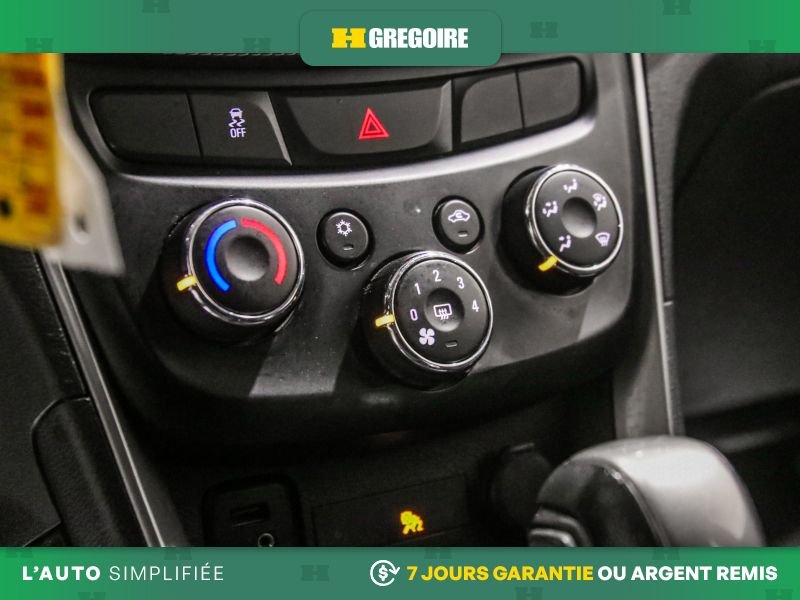 2019 Chevrolet Trax Red Saint-Eustache - photo #21