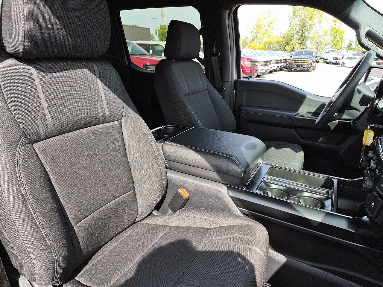Ford F-150 2F356 | STX 2026 Argent emblématique métallisé Saint-Jérôme - photo #6