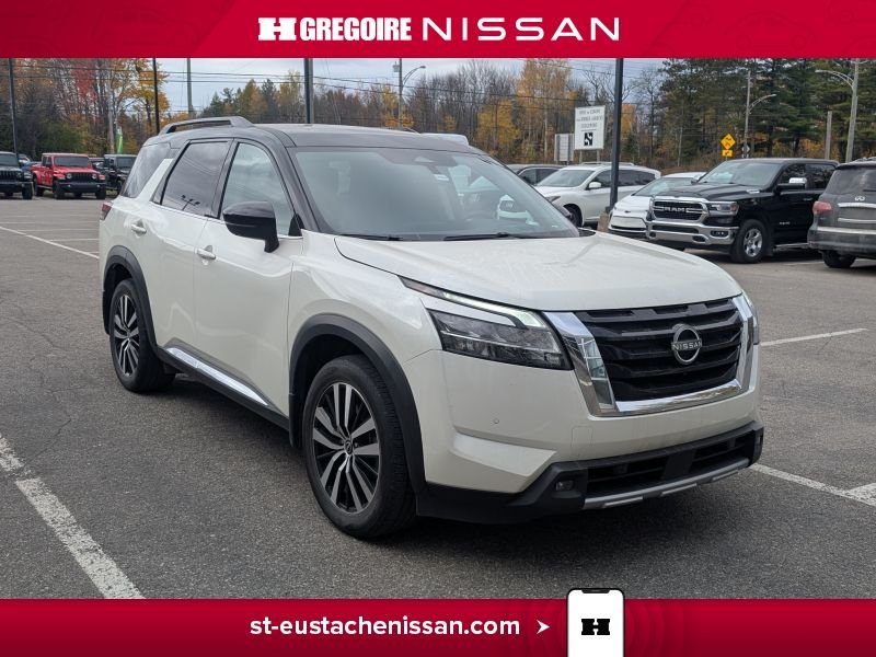 2024 Nissan Pathfinder Platinum AWD CUIR DEM. A DISTANCE APPLE CARPLAY White