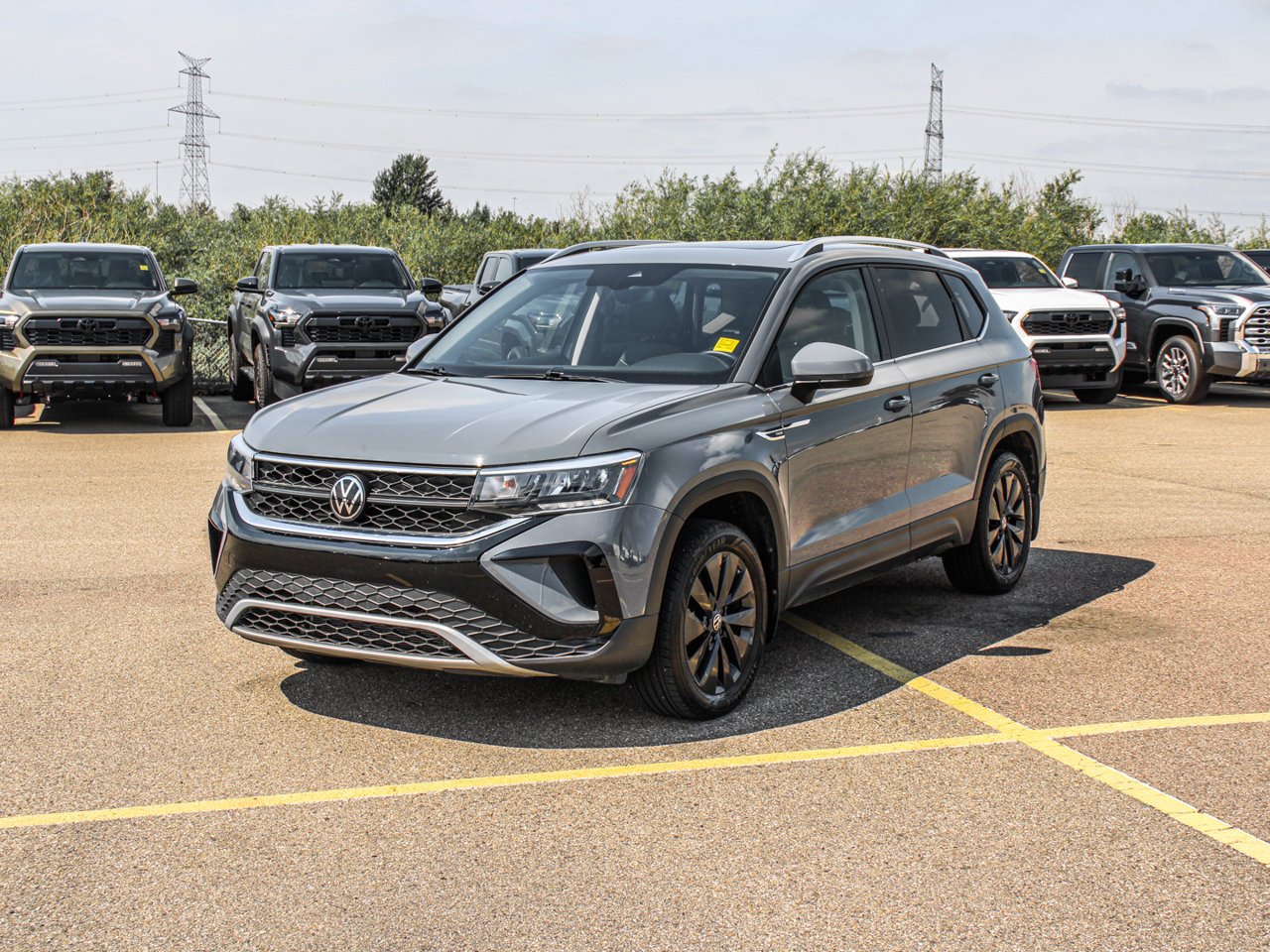 2024 Volkswagen Taos Comfortline FWD Grey Sherwood Park - photo #3