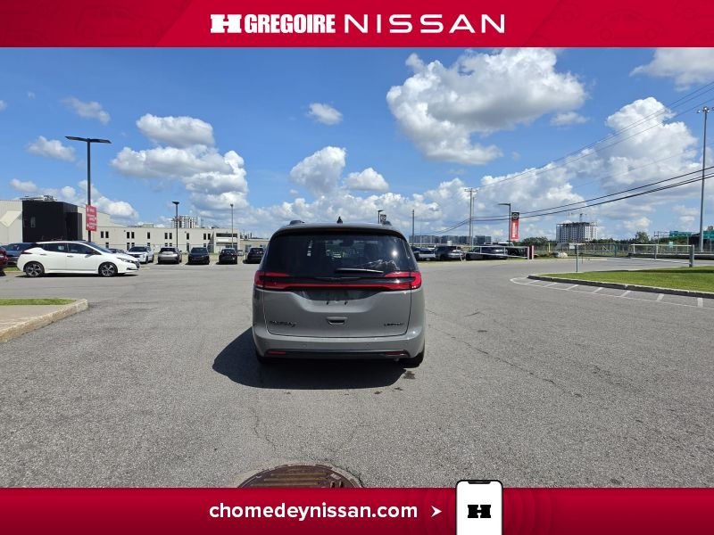 2025 Chrysler Pacifica Grey Saint-Eustache - photo #8