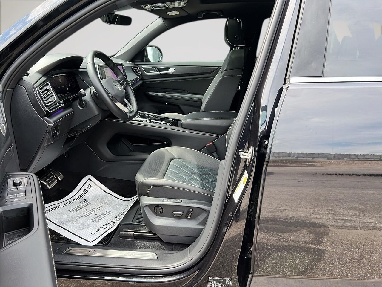 Volkswagen Atlas Cross Sport EXECLINE 2026 Noir Québec - photo #27