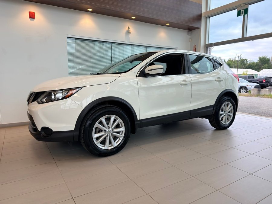 2018 Nissan Qashqai S TA BM White