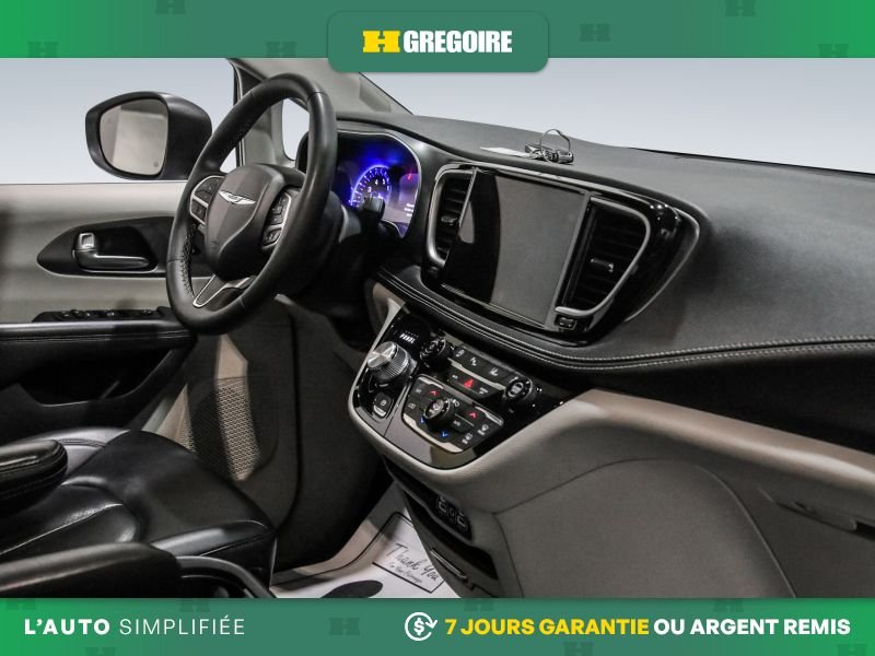 2023 Chrysler Pacifica White Saint-Eustache - photo #30