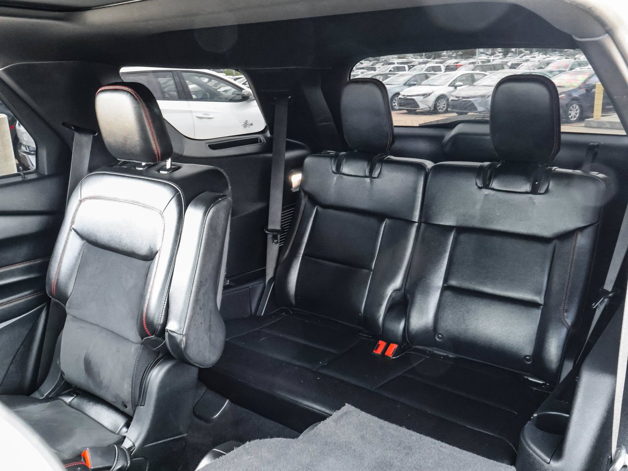 2022 Ford Explorer ST-Line 4WD Black Sherwood Park - photo #16