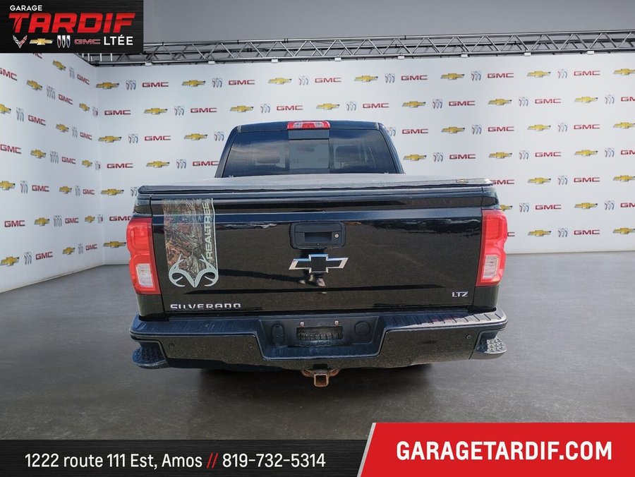 CHEVROLET SILVERADO CABINE MULTIPLACE 4RM 2017 2017 Noir