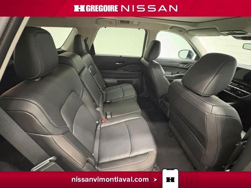 Nissan Pathfinder 2024 Blanc Laval - photo #24
