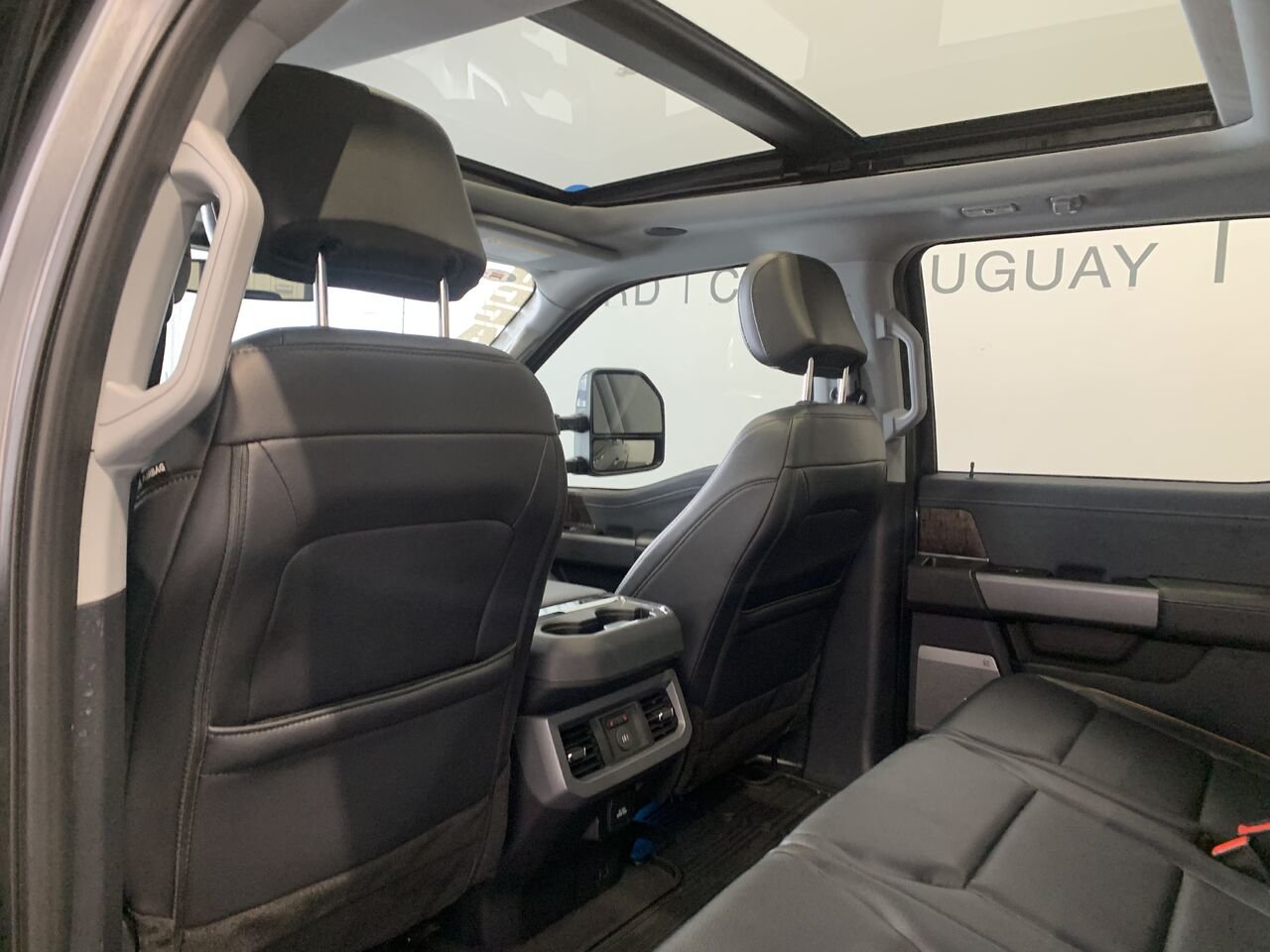 2025 Ford Super Duty F-250 SRW LARIAT LARIAT cabine 6 places 4RM caisse de 6,75 pi Grey Châteauguay - photo #27