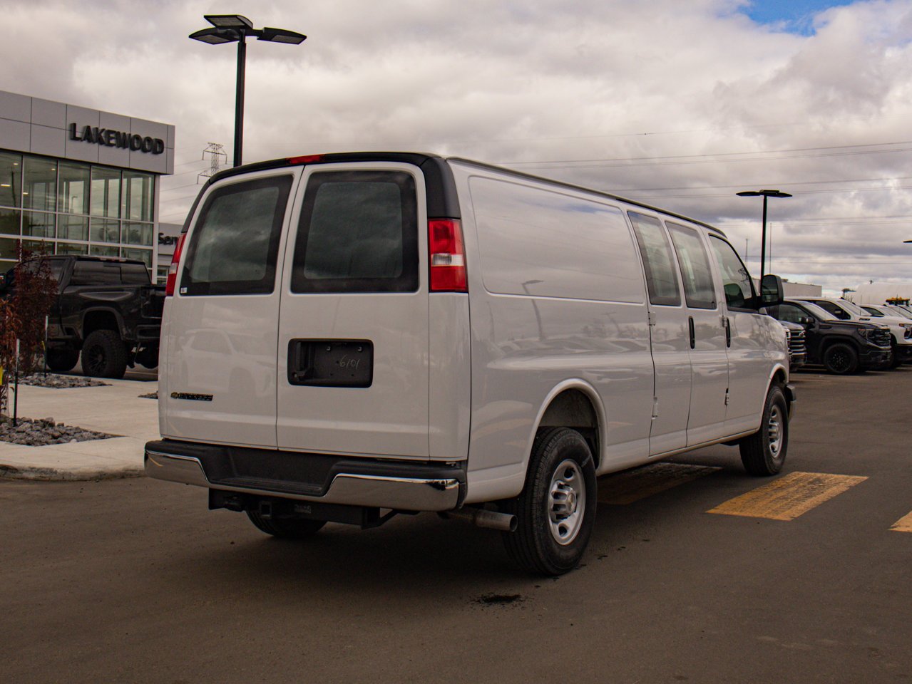 2025 Chevrolet Express Cargo Van RWD 3500 155 White Sherwood Park - photo #9