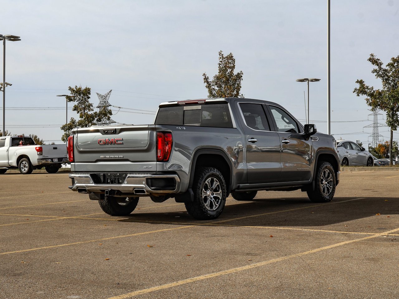 2024 GMC Sierra 1500 4WD Crew Cab 147 SLT Grey Sherwood Park - photo #7