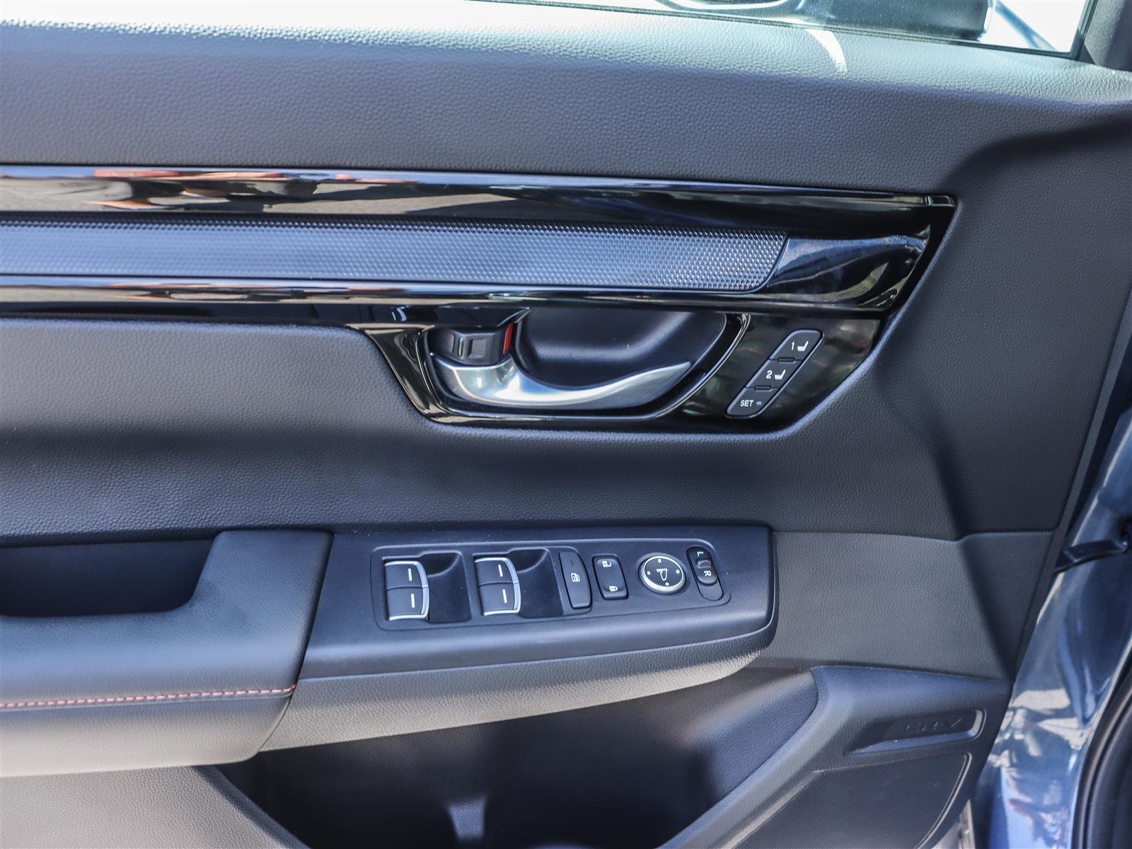 2023 Honda CR-V Hybrid Touring Ottawa & Gatineau - photo #9