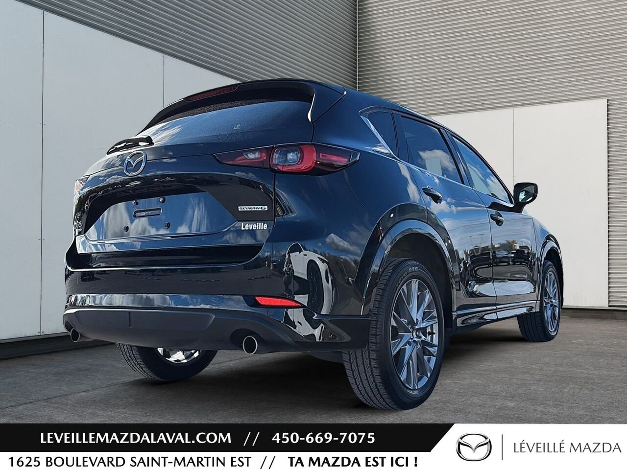 2024 Mazda CX-5 GT TI Black Laval - photo #4