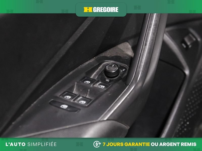 2019 Volkswagen Jetta Black Blainville - photo #15