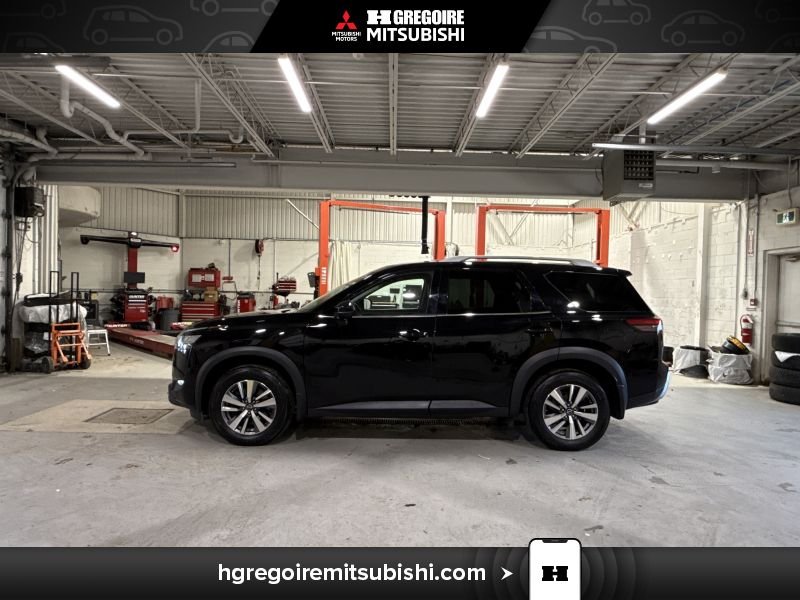 2024 Nissan Pathfinder Black Saint-Eustache - photo #4