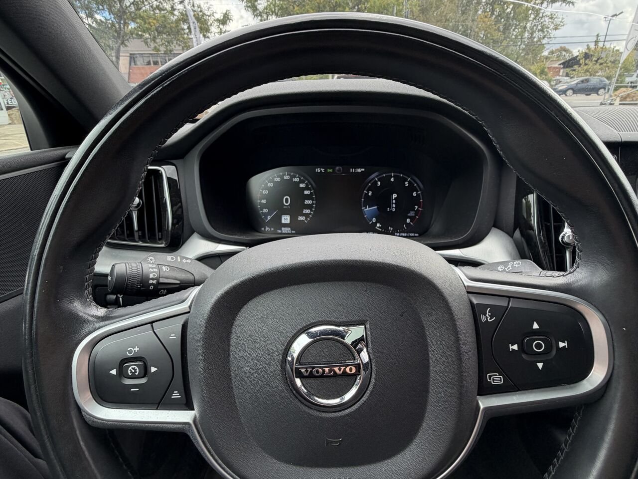 Volvo XC60 jamais accidenté cuir toit ouvrant panoramique 2020 Blanc Châteauguay - photo #13