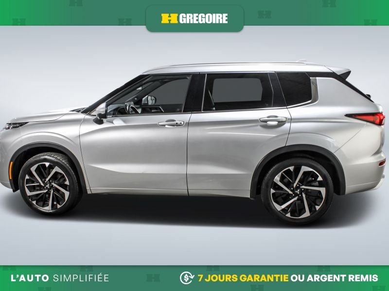 2023 Mitsubishi Outlander Silver Laval - photo #4