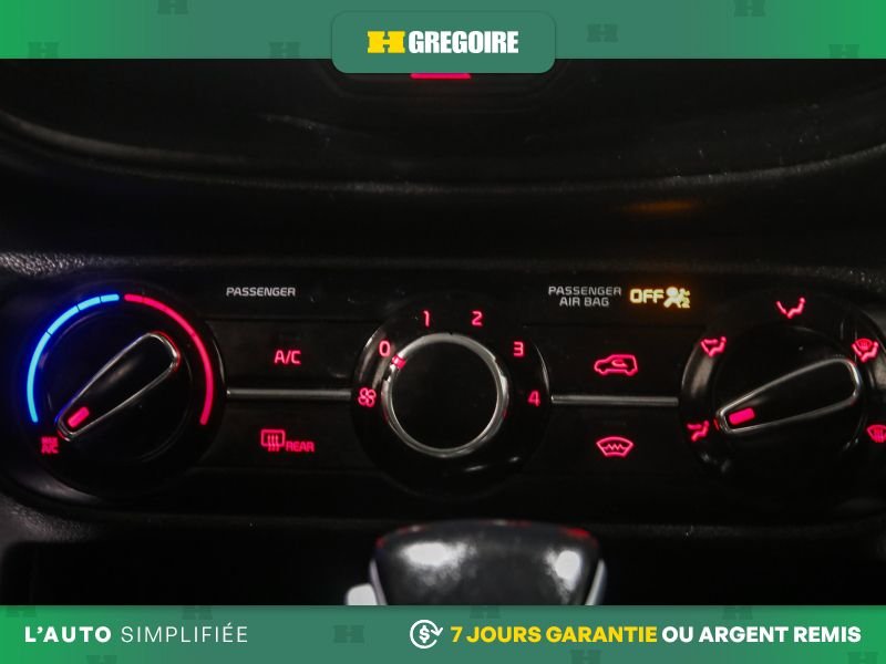 2020 Kia Soul Orange Laval - photo #23