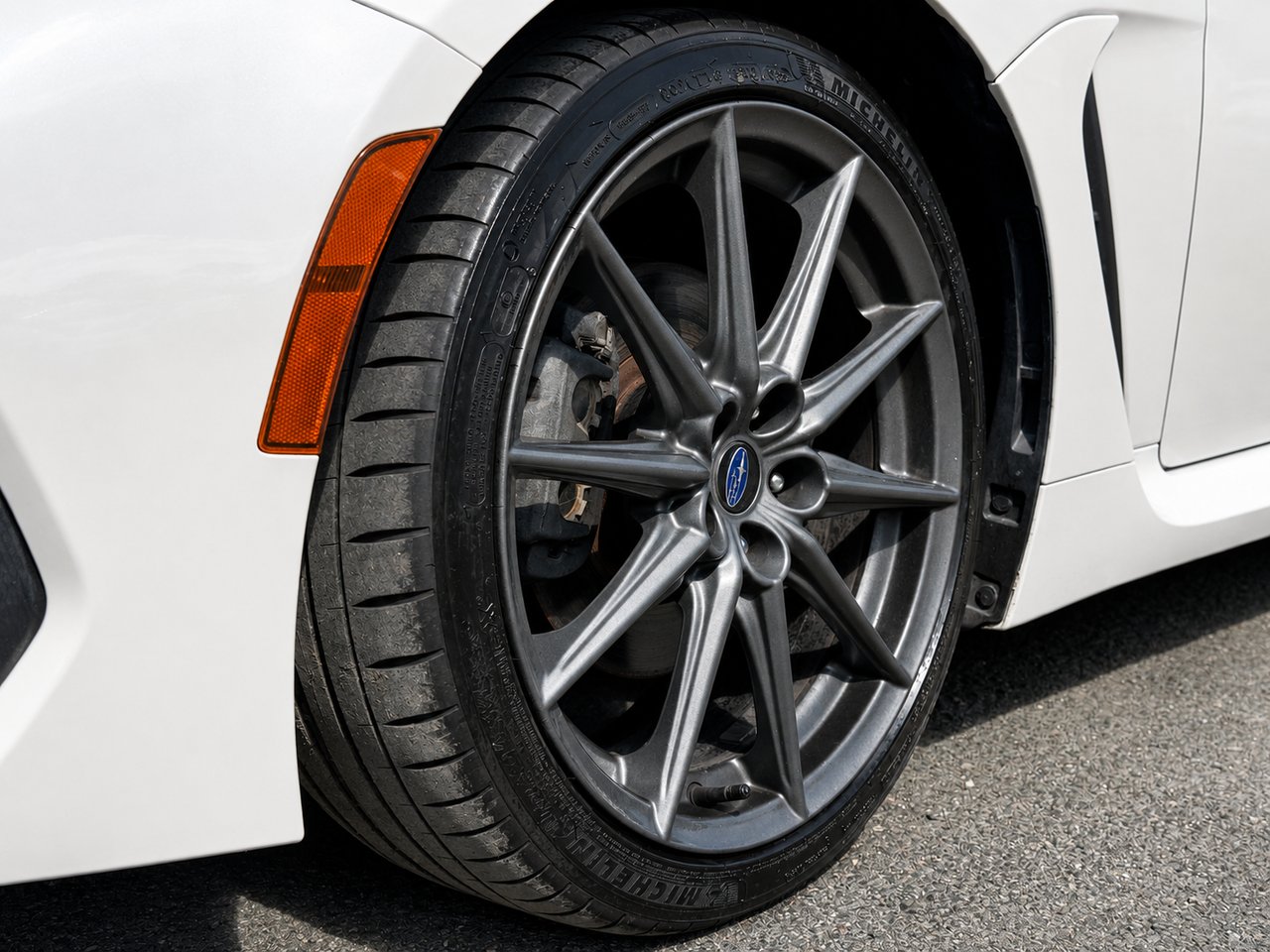 Subaru BRZ Sport-tech 2023 Blanc Granby - photo #10