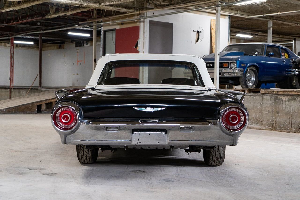 Ford Thunderbird **PRICE IN USD** Roadster project car Extremely rare 1962 Noir Montréal - photo #2