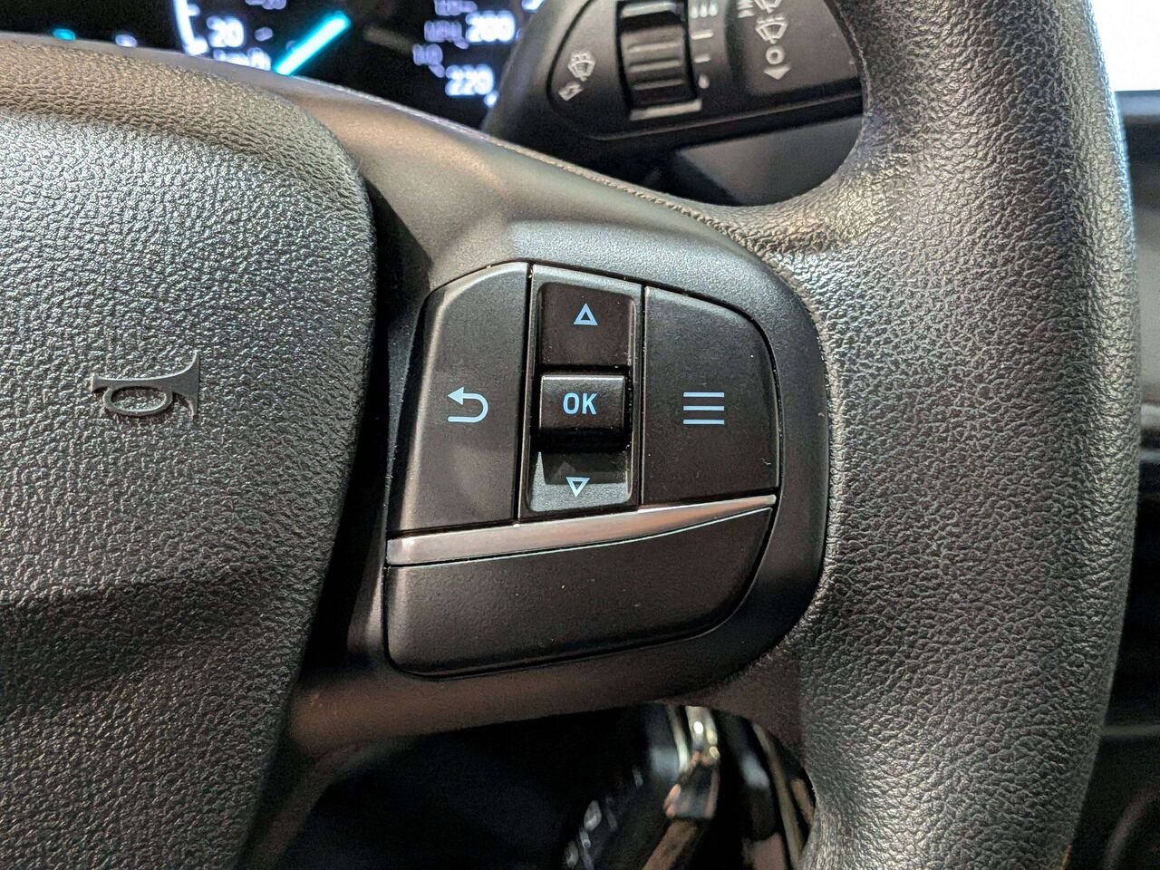 2022 Ford Maverick LARIAT AWD SuperCrew Black Val-David - photo #15