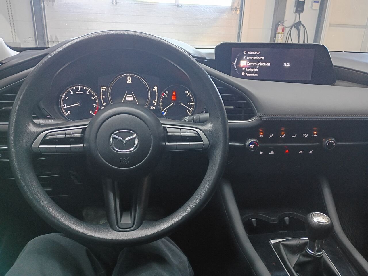 2019 Mazda Mazda3 White Blainville - photo #21