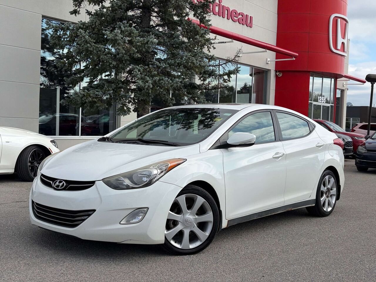 2013 Hyundai ELANTRA Limited White Gatineau - photo #0