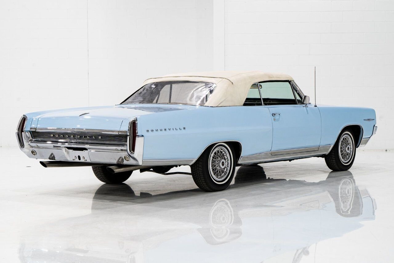 Pontiac Bonneville **PRICE IN USD** 1964 Bleu Montréal - photo #46