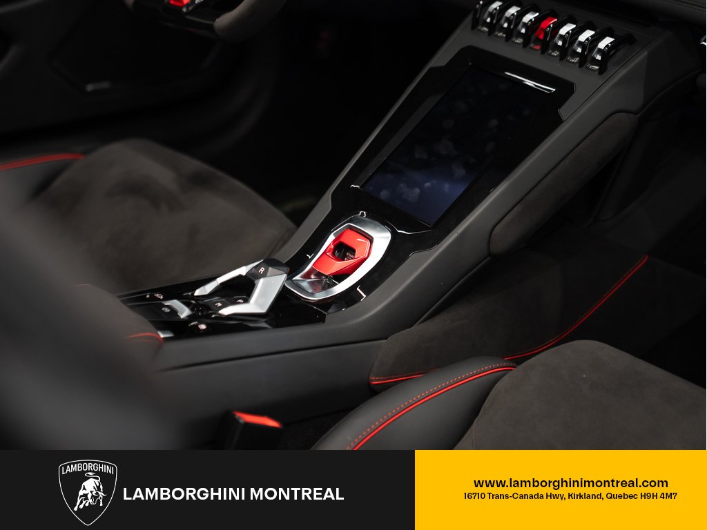 Lamborghini Huracan Evo RWD Spyder | Selezione 1 Year CPO | Wrapped (Original Paint Red) 2021 Vert Kirkland - photo #13