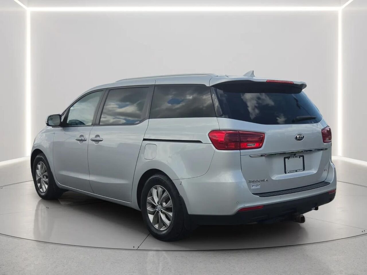 Kia Sedona 2020 Argent Gatineau - photo #2