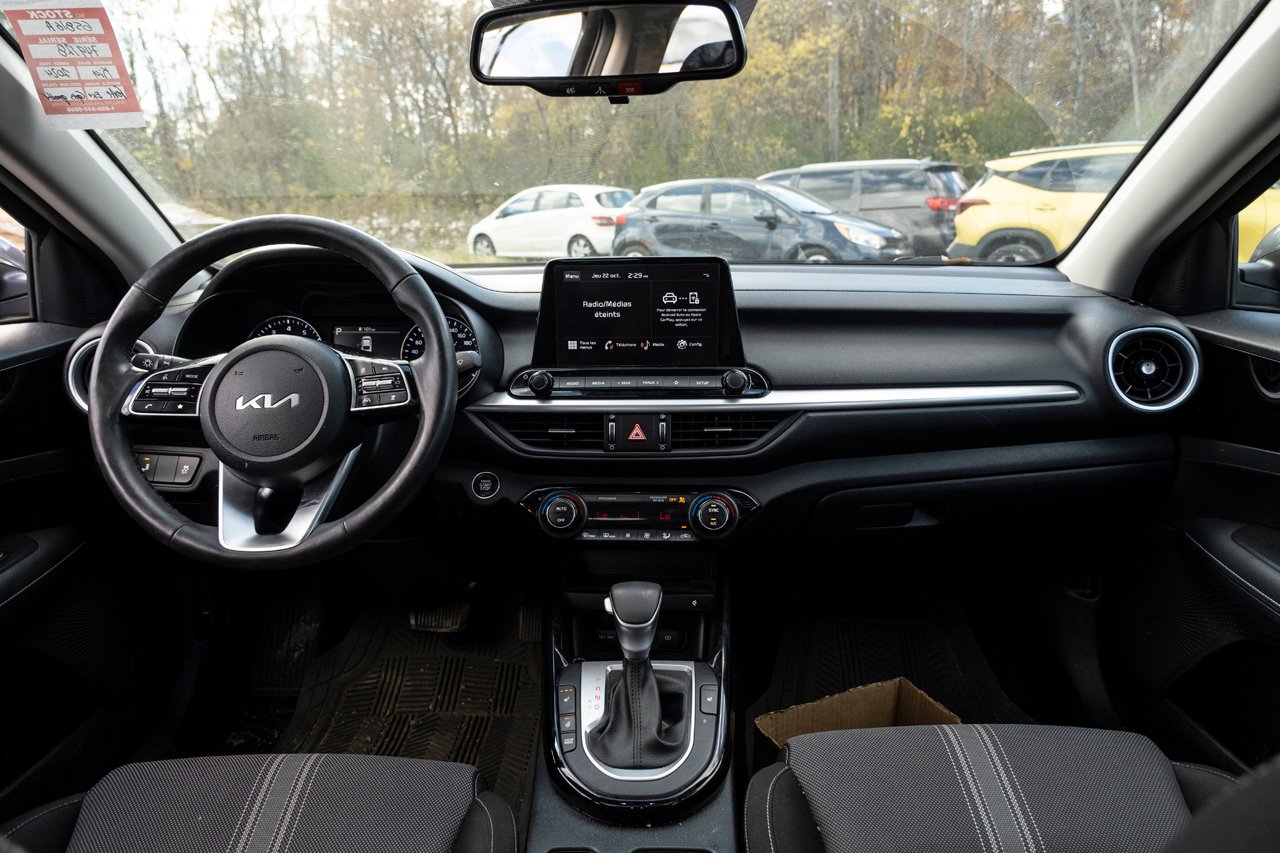 2024 Kia Forte Grey Gatineau - photo #20