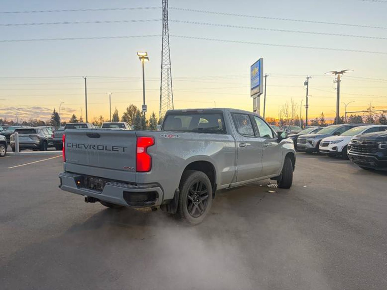 2025 Chevrolet Silverado 1500 4WD Crew Cab 147 RST Grey Sherwood Park - photo #4
