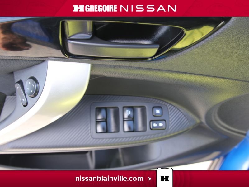 Mitsubishi Eclipse Cross 2020 Bleu Laval - photo #21