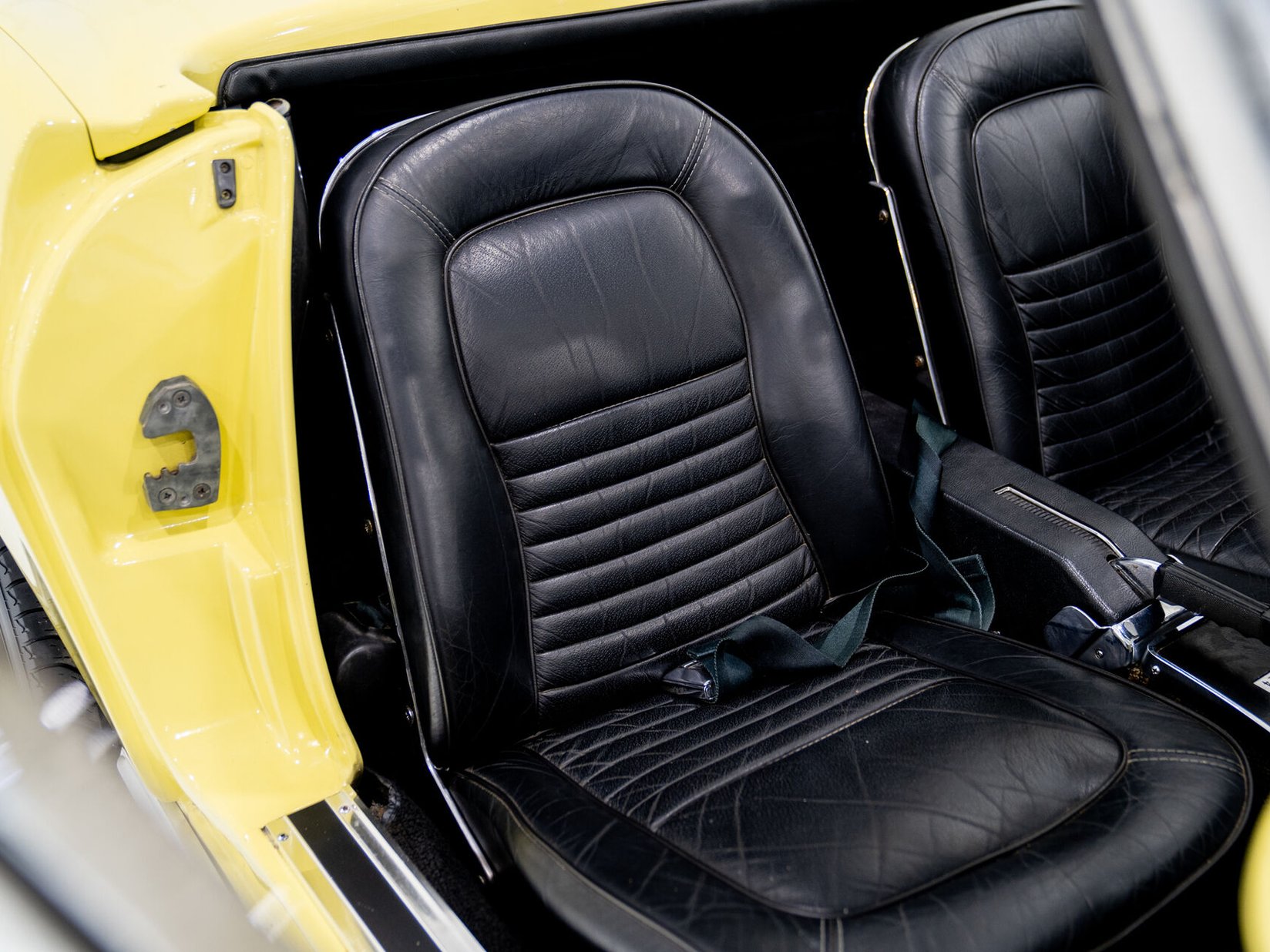 Chevrolet Corvette 1967 Jaune Montréal - photo #11