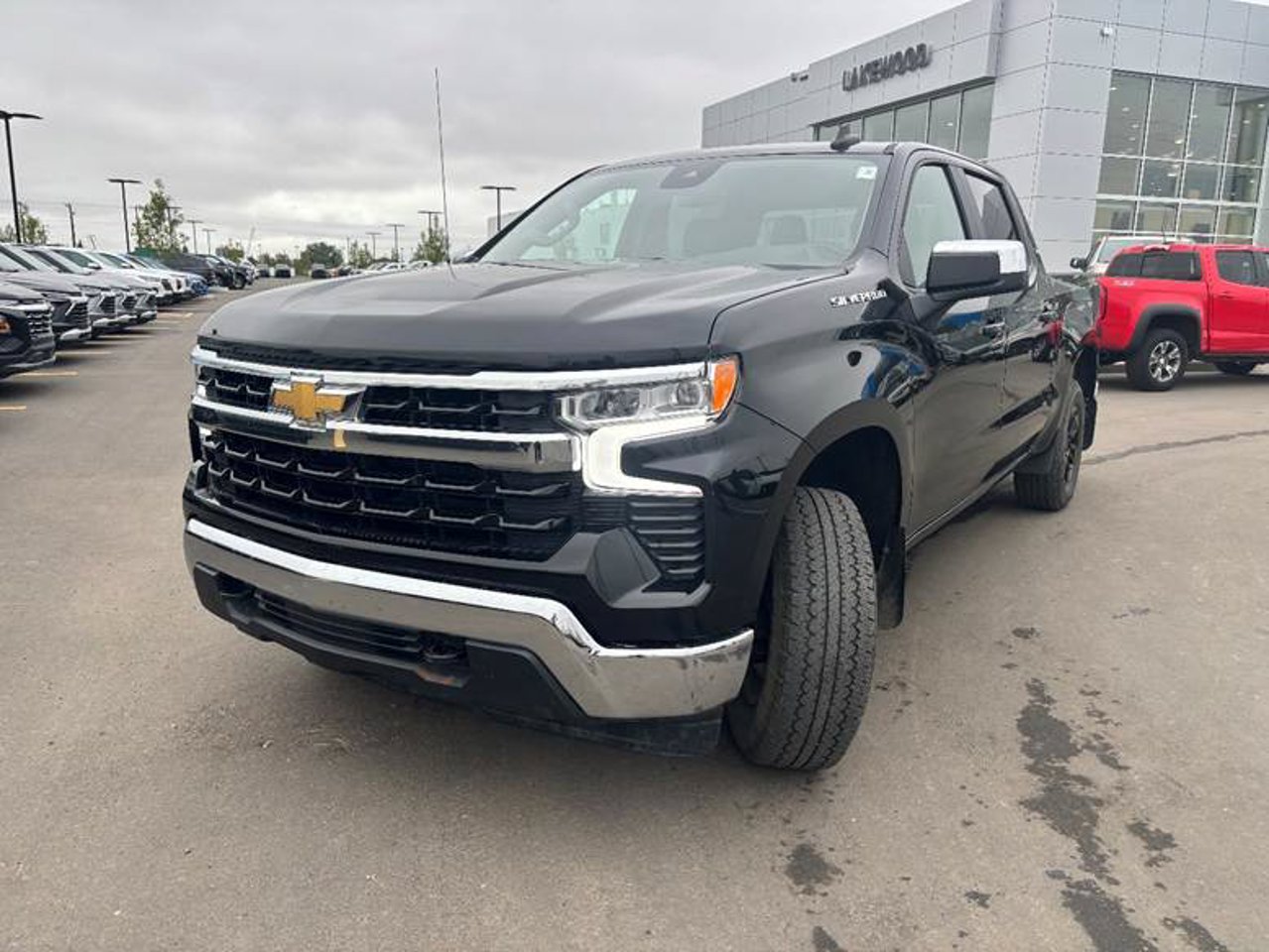 2025 Chevrolet Silverado 1500 4WD Crew Cab 147 LT Black Sherwood Park - photo #2