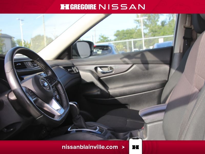 Nissan Rogue 2020 Blanc Laval - photo #15