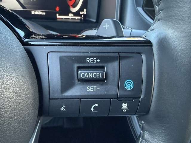 2023 Nissan Rogue Red Saint-Basile-le-Grand - photo #11