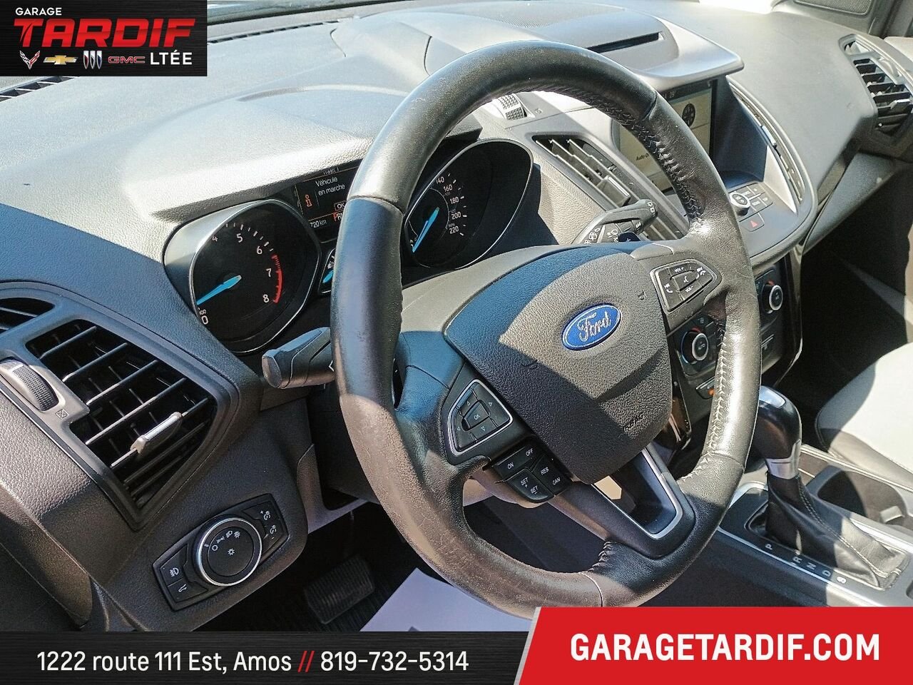 2018 Ford Escape Blue Mont-Laurier - photo #12