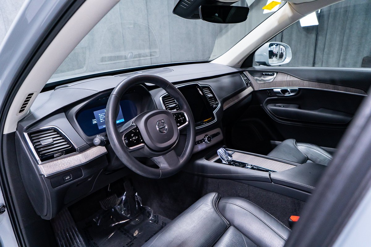 2024 Volvo XC90 B6 ULTIMATE BRIGHT THEME Grey Montreal - photo #6