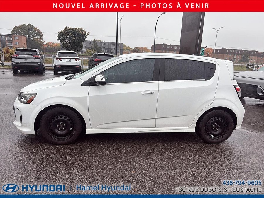 Chevrolet Sonic LT à hayon 5 portes BA 2017 Blanc