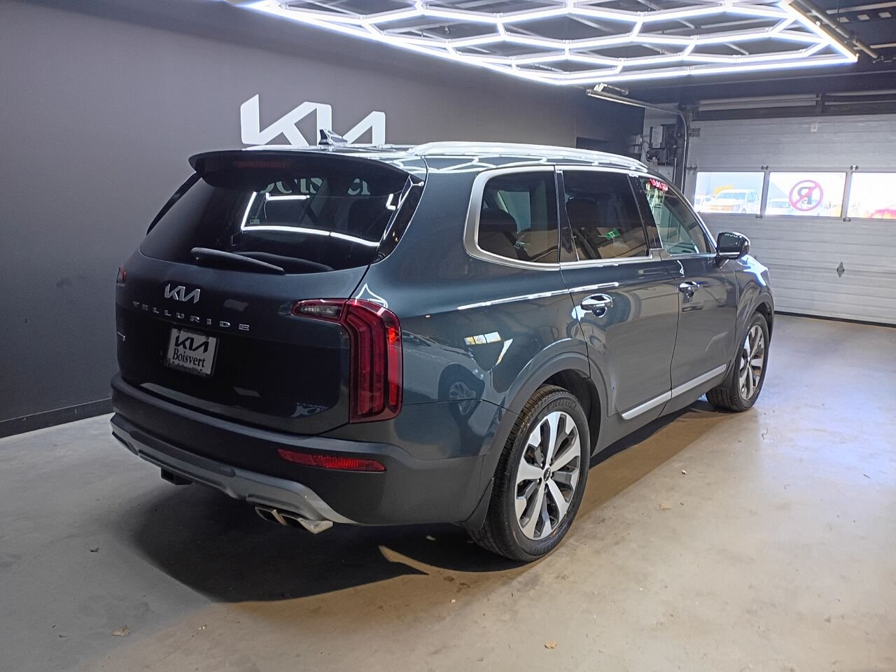 2022 Kia Telluride Grey Blainville - photo #5