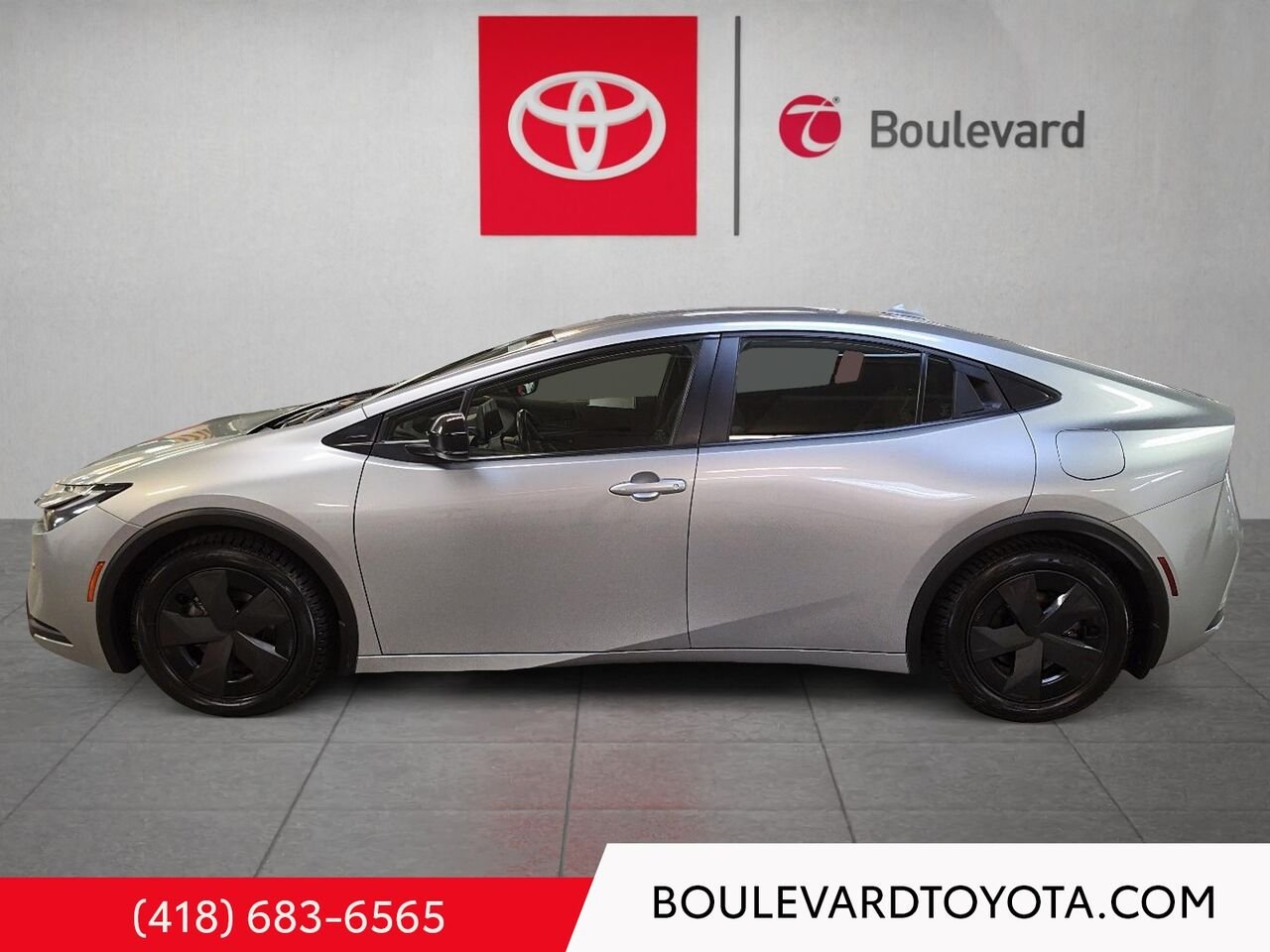 Toyota Prius Prime 100071A-44 | SE 2023 Argent Incisif Québec - photo #5