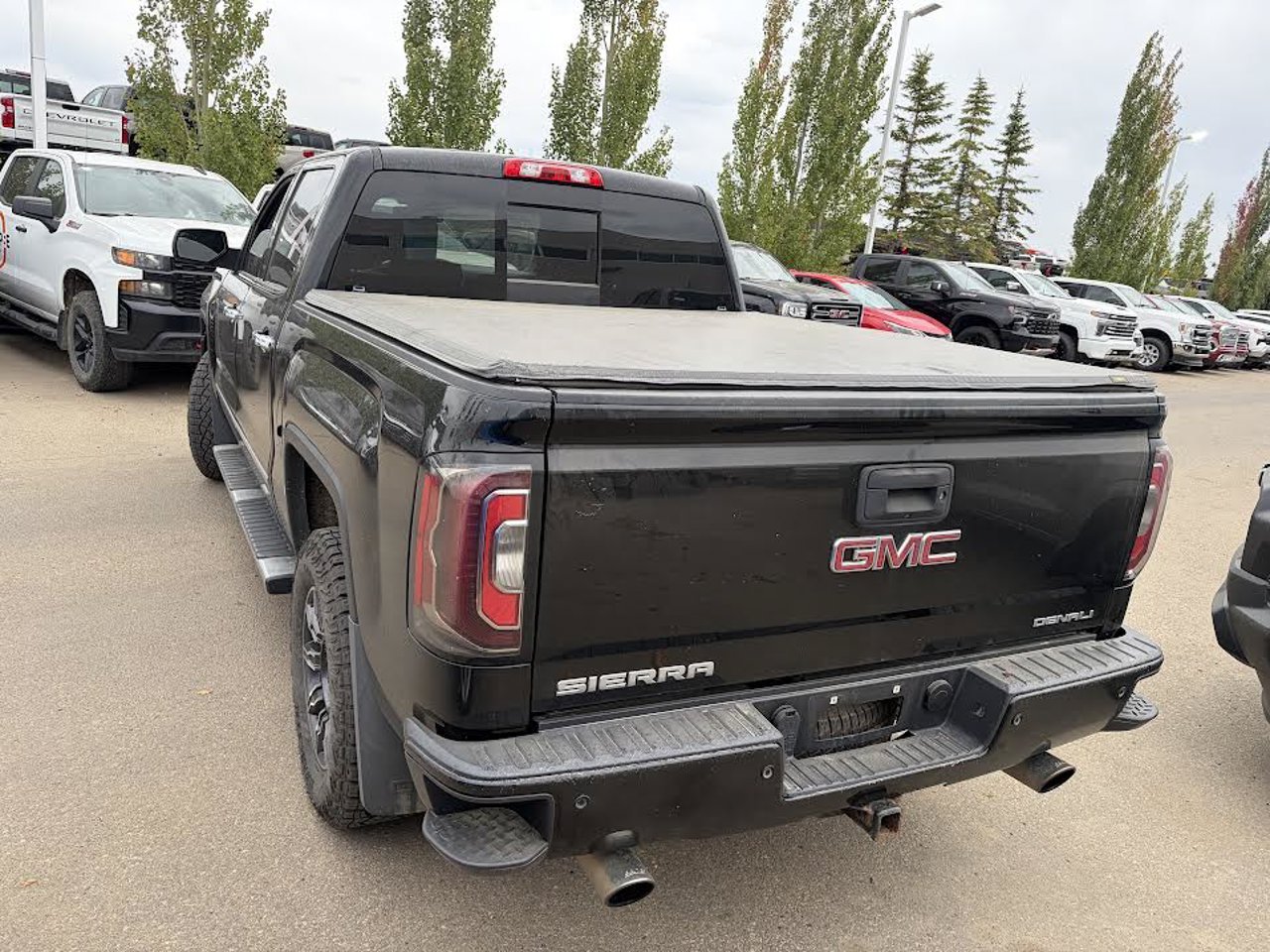 2018 GMC Sierra 1500 4WD Crew Cab 143.5 Denali Black Sherwood Park - photo #3