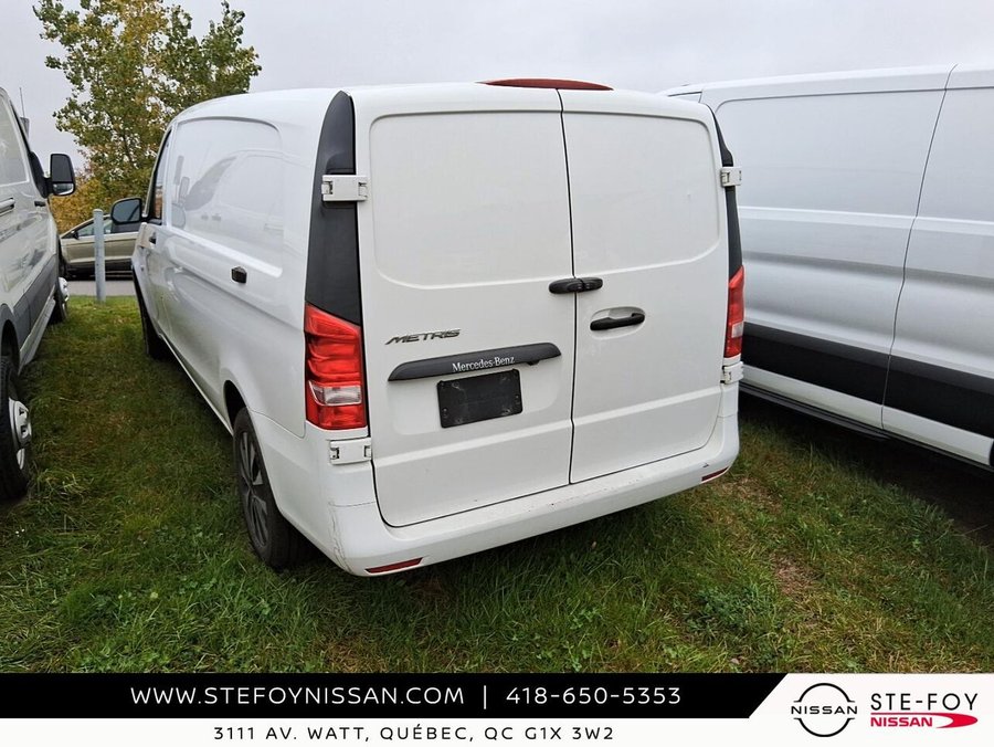2023 Mercedes-Benz Metris fourgonnette utilitaire Empattement de 135 po White