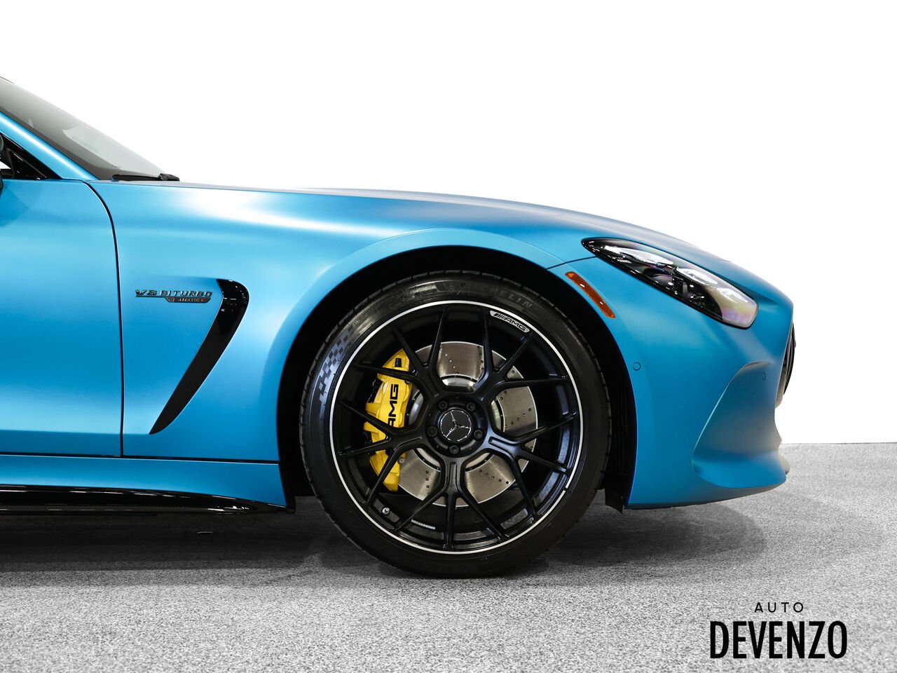 Mercedes-Benz GT AMG 2026 Bleu Saint-Eustache - photo #5