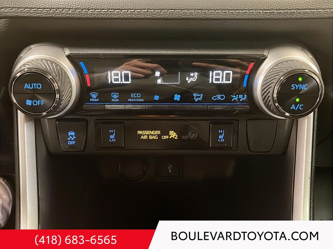 Toyota RAV4 100572A-93 | HYBRIDE XLE, AWD 2022 Gris Québec - photo #16