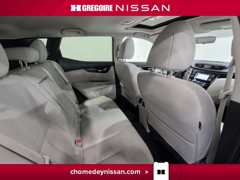 Nissan Qashqai CR7320 | SL AWD Cuir Toit Bancs Chauffants À Partir 2.99% 2018 Bleu Laval - photo #25