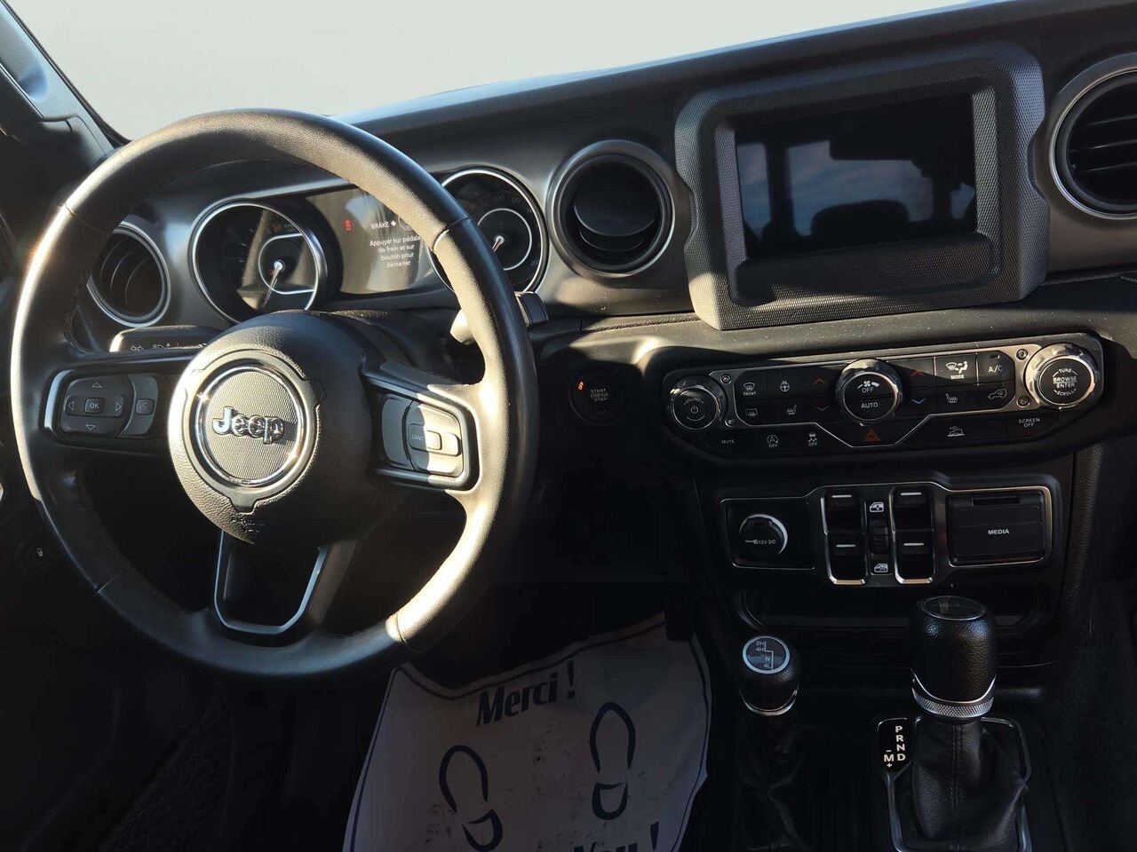 2023 Jeep Gladiator Black Gatineau - photo #11