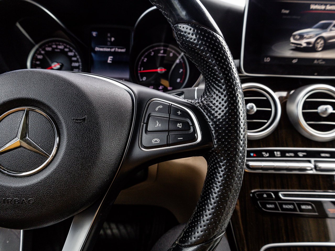 2017 Mercedes-Benz GLC 4MATIC 4dr GLC 300 Blue Sherwood Park - photo #24